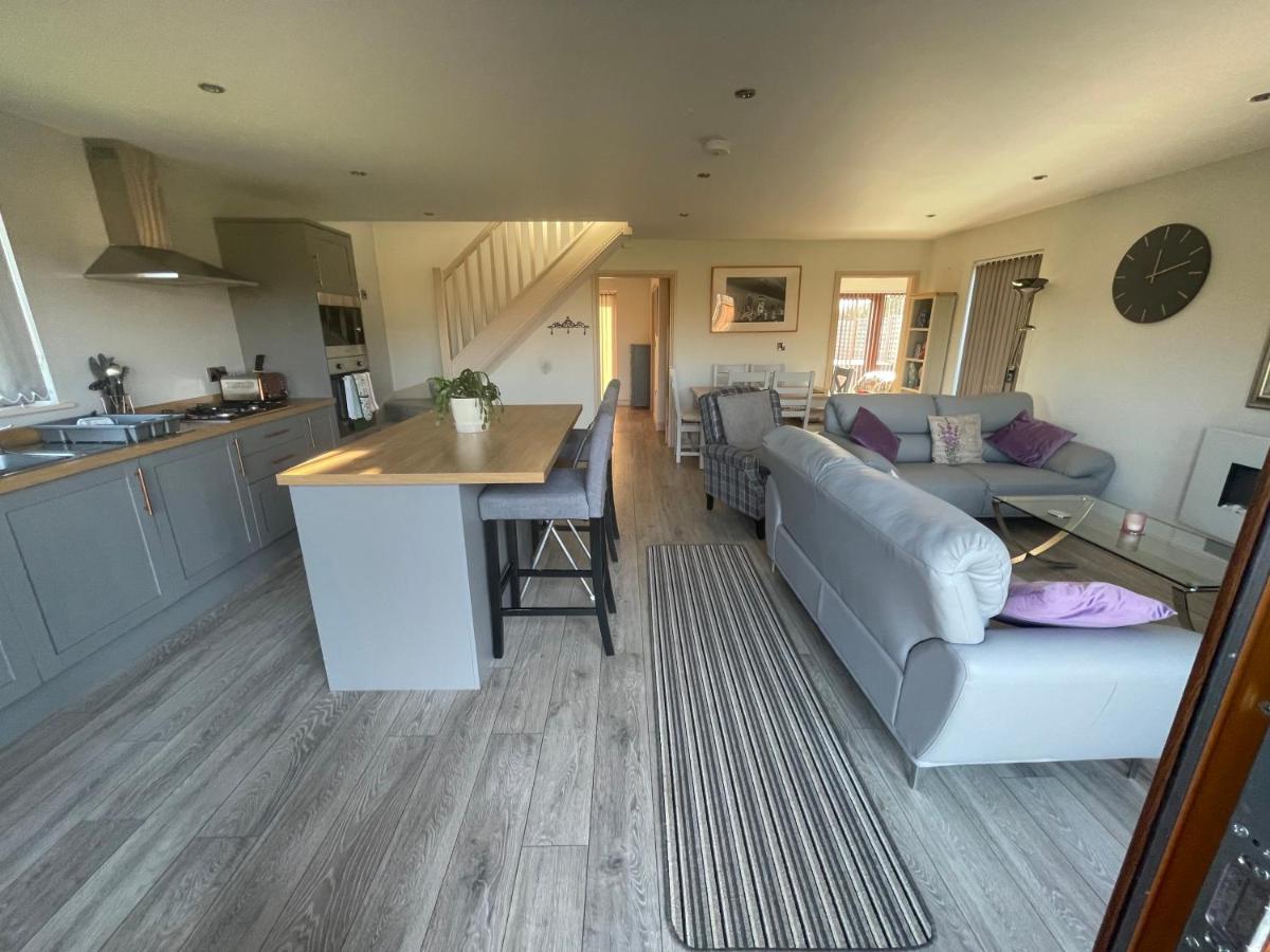 31 Cherry East Riding Of Yorkshire Hot Tub & Fishing Garton Exterior foto